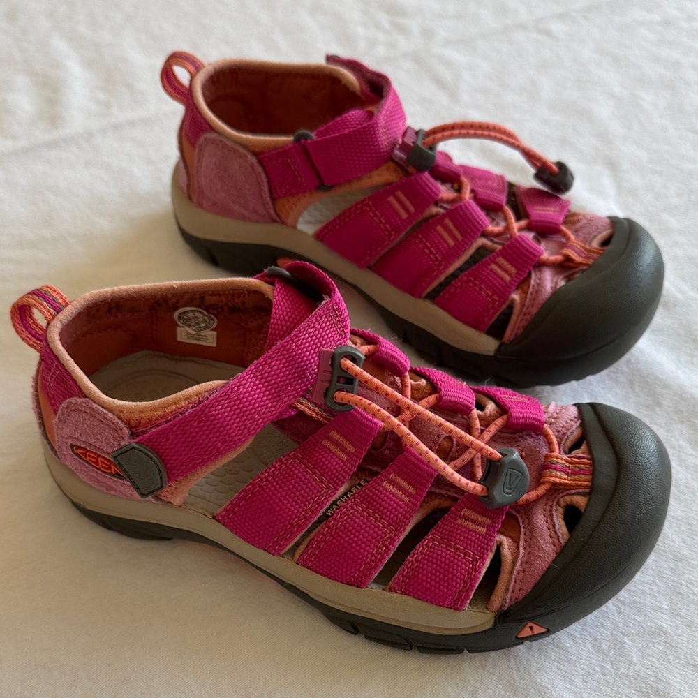 Keen Newport H2 Kids Sandals in Pink and Gray